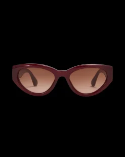 06 Sunglasses in><noscript><img width=