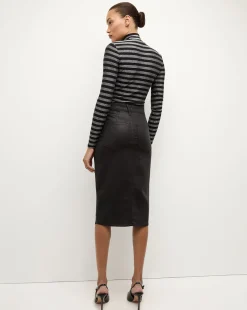 Breves Midi Skirt Coated in Black High Gloss><noscript><img width=