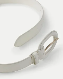 Martina Belt in><noscript><img width=